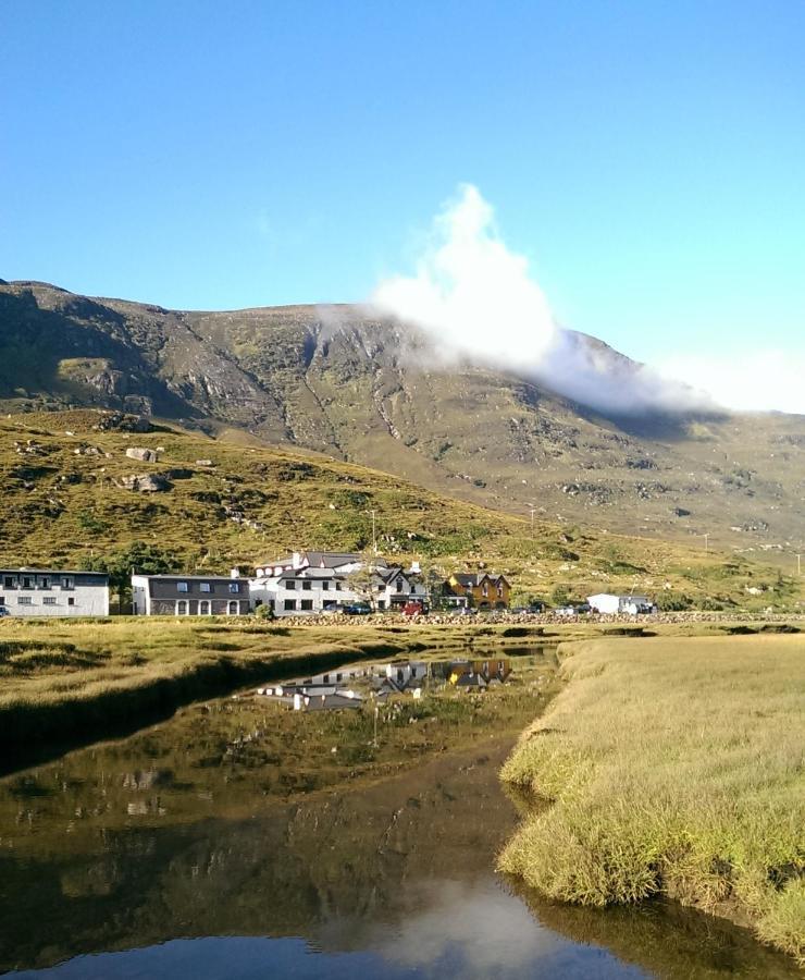 The Dundonnell Hotel Exterior foto